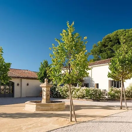 Avec Piscine Privee A La Campagne Proche De La Sud De La France *