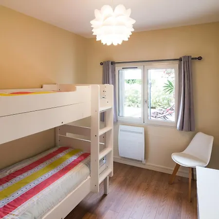 Villa Avec Piscine Privee A La Campagne Proche De La Sud De La France *